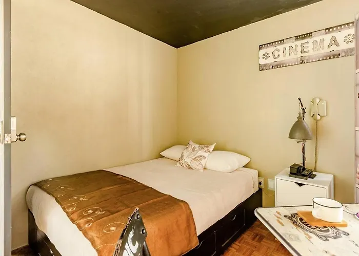 Hotel cápsula Del Lofts *