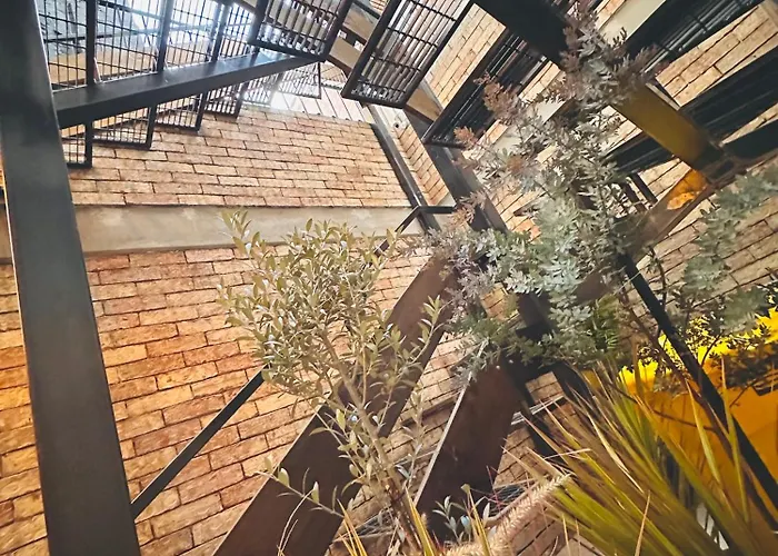 Del Lofts *